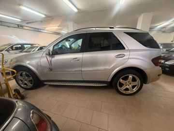 Mercedes ML 420 - 3