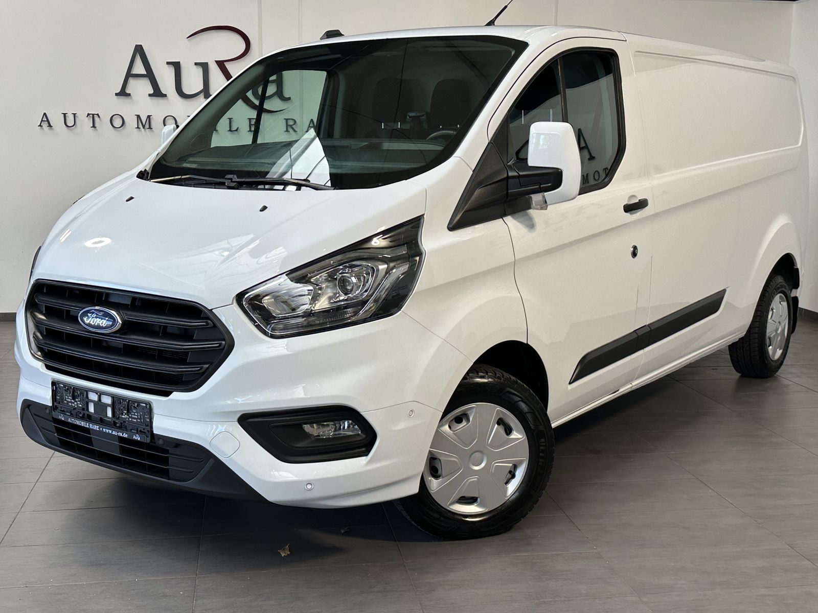 Fahrzeugabbildung Ford Transit Custom 300 L2H1 DAB+WLAN+KAMERA+PP+1HD+B