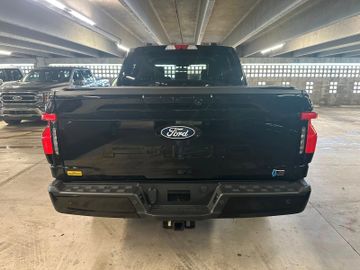 Ford F 150 Lightning Flash gr Batterie im Vorlauf