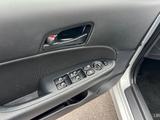 Hyundai i30 cw FIFA WM Edition Klimaanlage - Hyundai i30 aus 2011 mit Benzin-Antrieb: Kombi