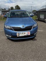 Skoda Rapid 1.6 TDI Drive Spaceback Drive - Skoda Rapid Drive mit Diesel-Antrieb