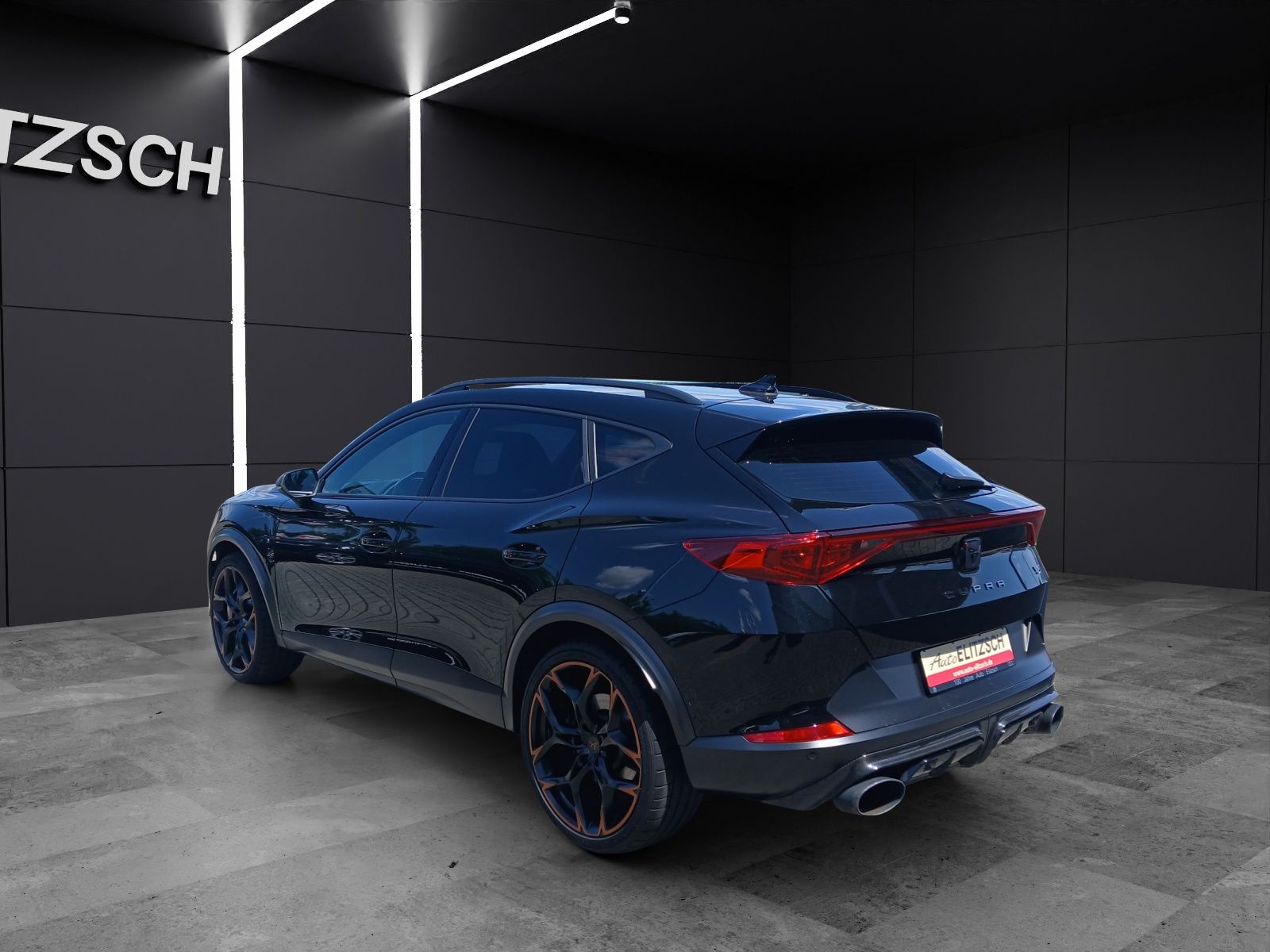 Fahrzeugabbildung CUPRA Formentor VZ5 Matrix GRAIL-Sportauspuff AID ACC