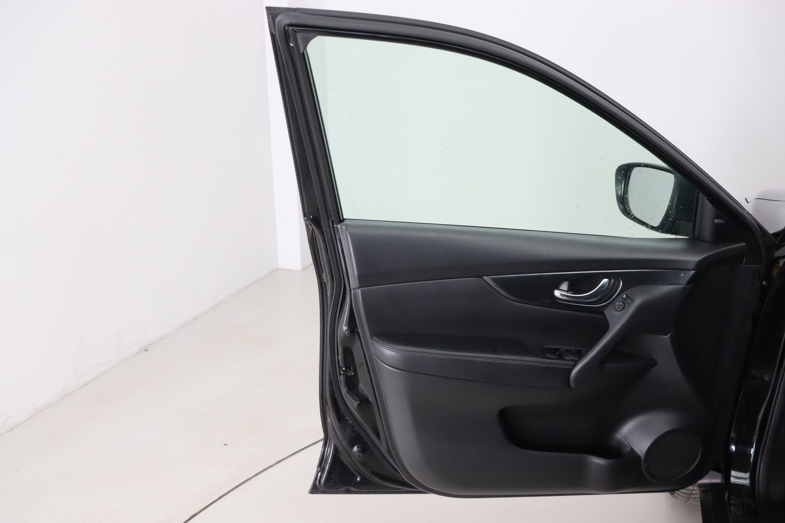 Fahrzeugabbildung Nissan X-Trail 1.6 dCi 360° 4x4 Allrad * HU/AU neu