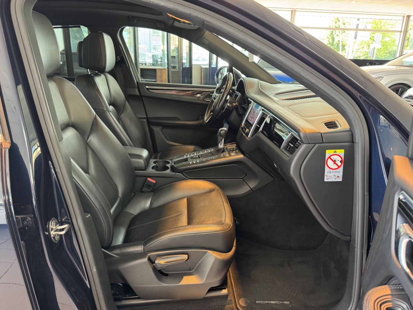 Fahrzeugabbildung Porsche Macan S Diesel/PANO/APPLE/NAVI/PDC/TEMPOMAT/SHZ