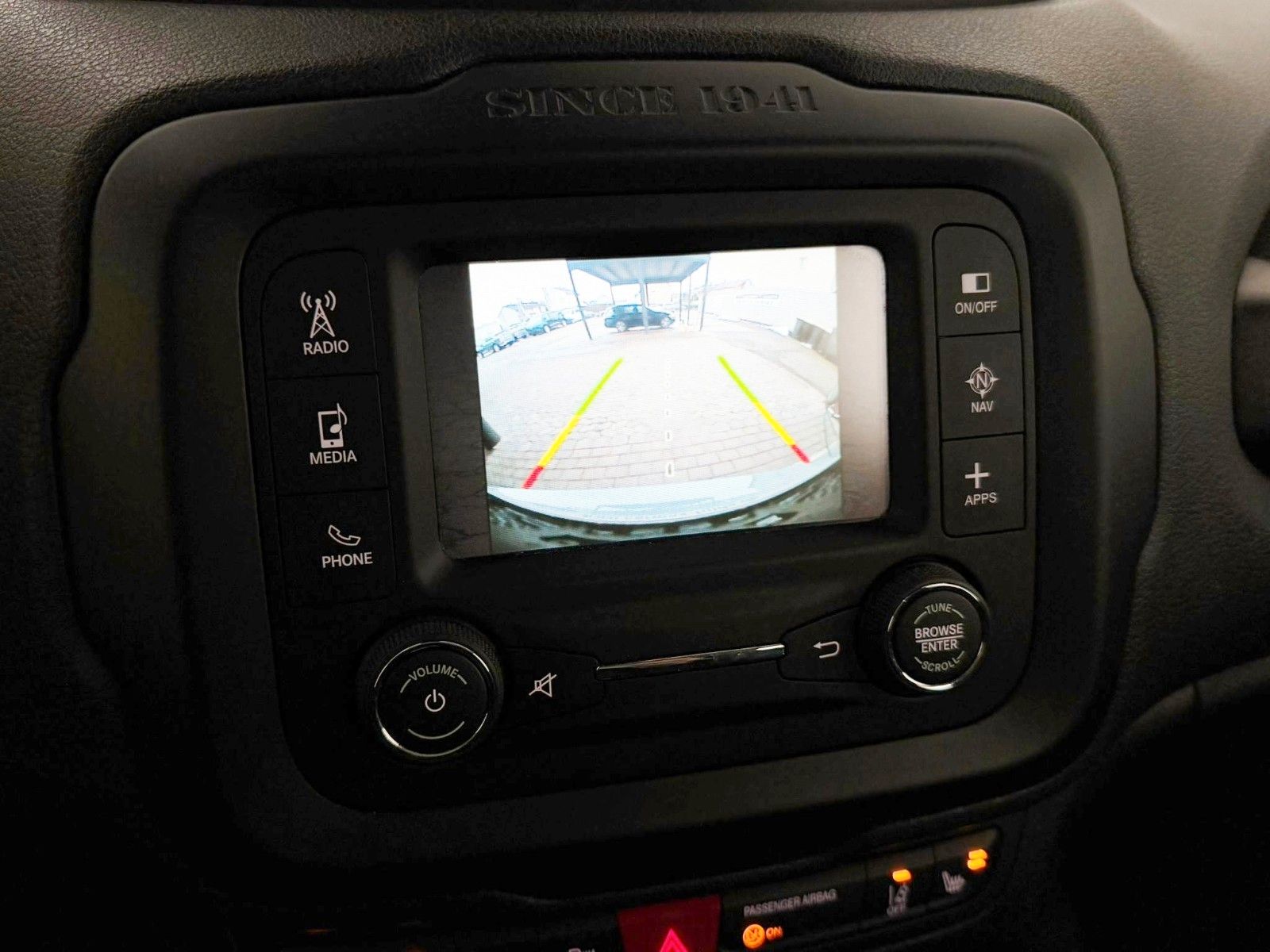 Fahrzeugabbildung Jeep Renegade Limited 4WD Navi,Kamera,SH,PDC,SR+WR