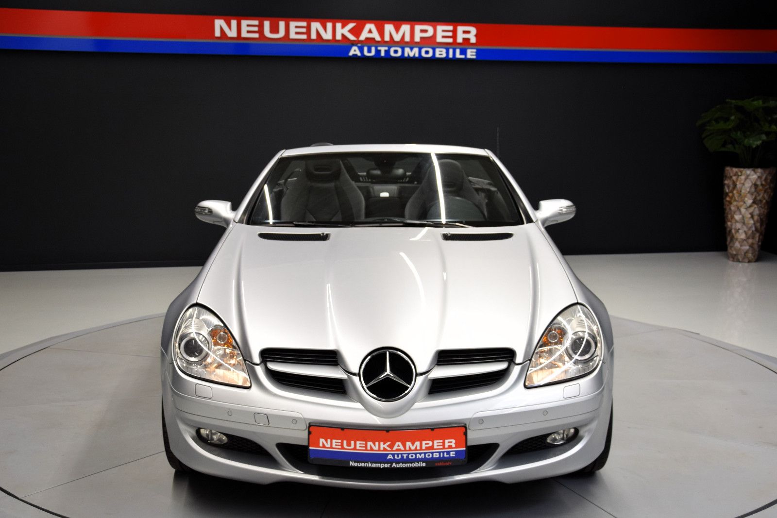 Fahrzeugabbildung Mercedes-Benz SLK 280 Roadster Bi-Xenon Leder Automatik Klima