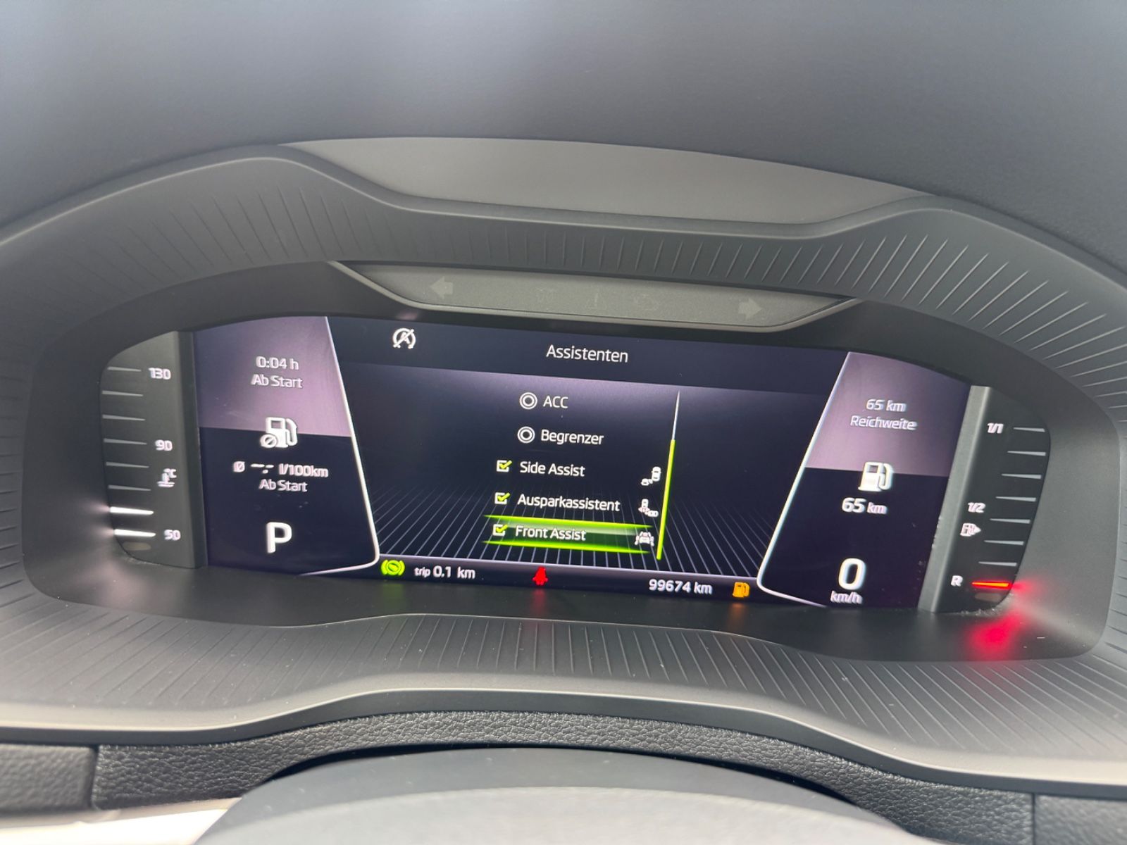 Fahrzeugabbildung SKODA Karoq Style LED+Navi+ACC+Kamera+Standheizung