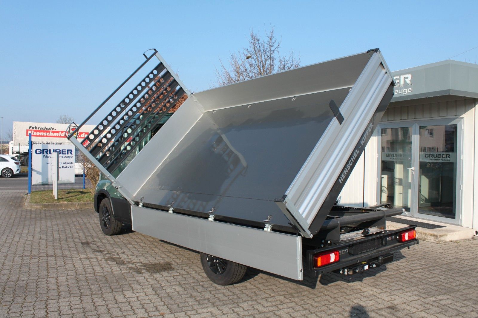 Fahrzeugabbildung Iveco 35S16A8 Kipper/Full-LED/Automatik/AHK