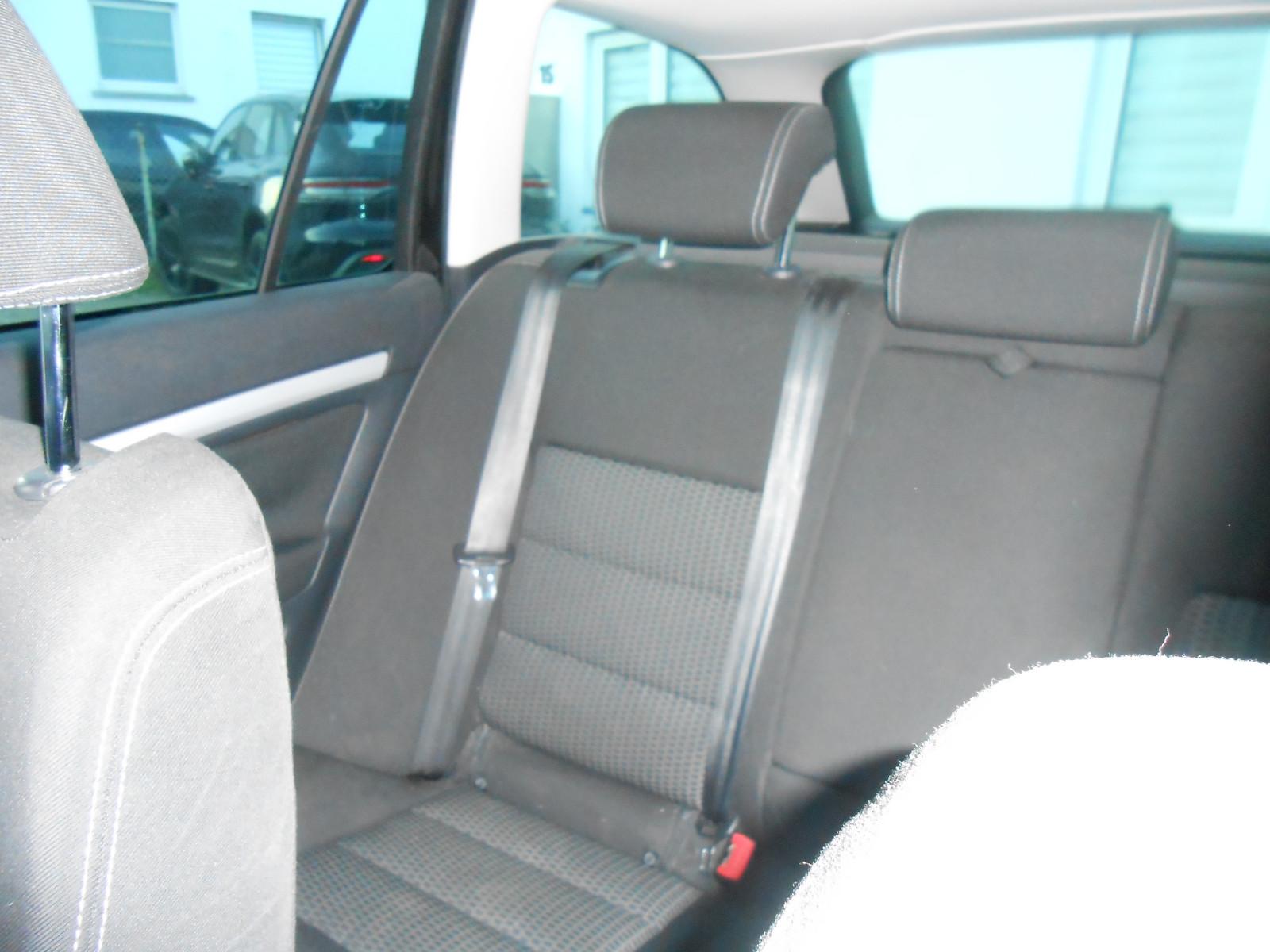 Skoda Octavia 2009 — photo 12