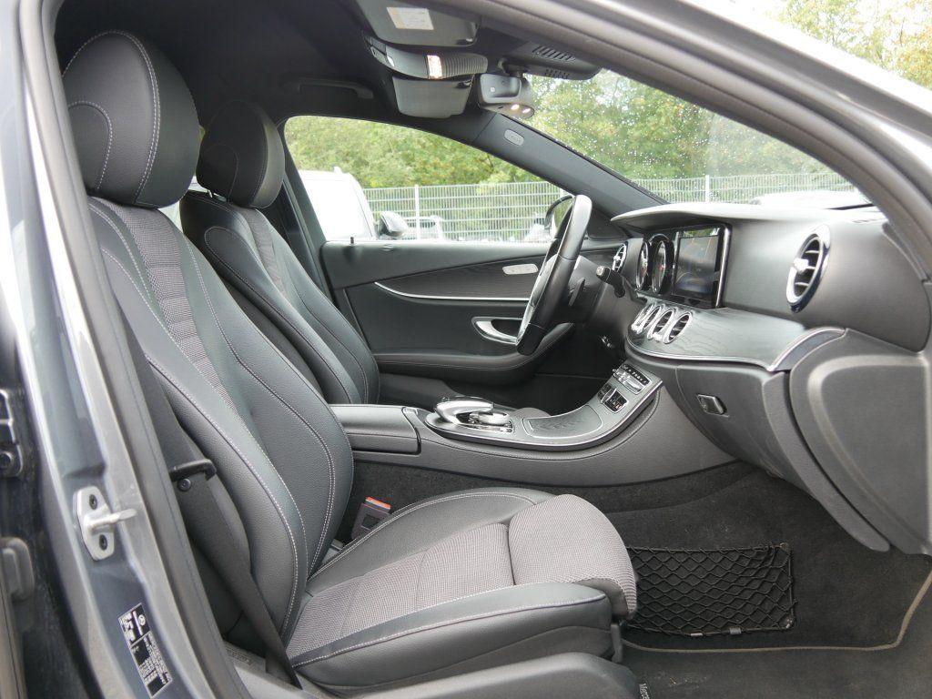 Mercedes-Benz E 300 d Sport Style Automatik  Navi LED AHK CAM 