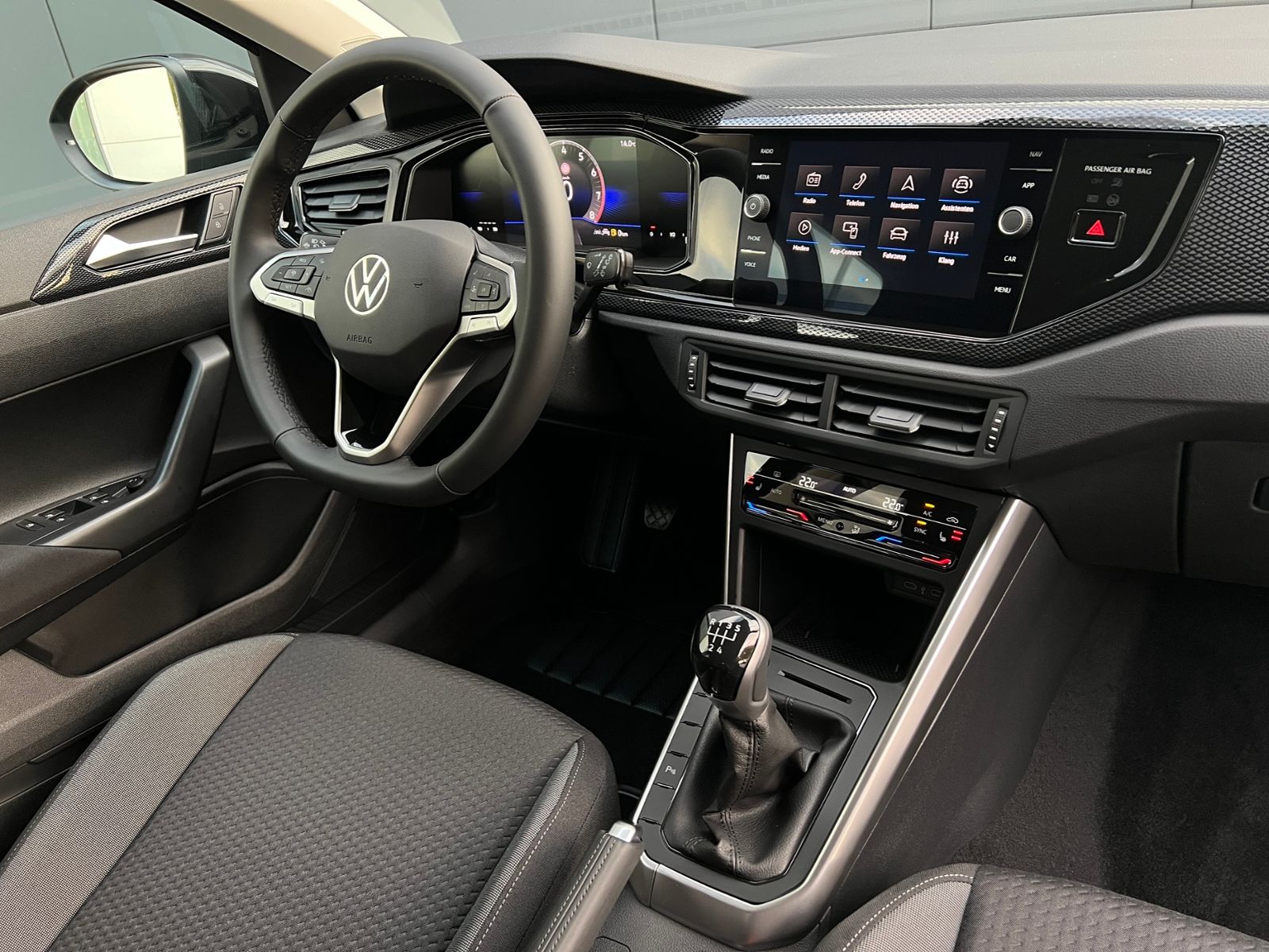 Fahrzeugabbildung Volkswagen Taigo Life 1.0 TSI *IQ.Light, ACC, Ready2Discove