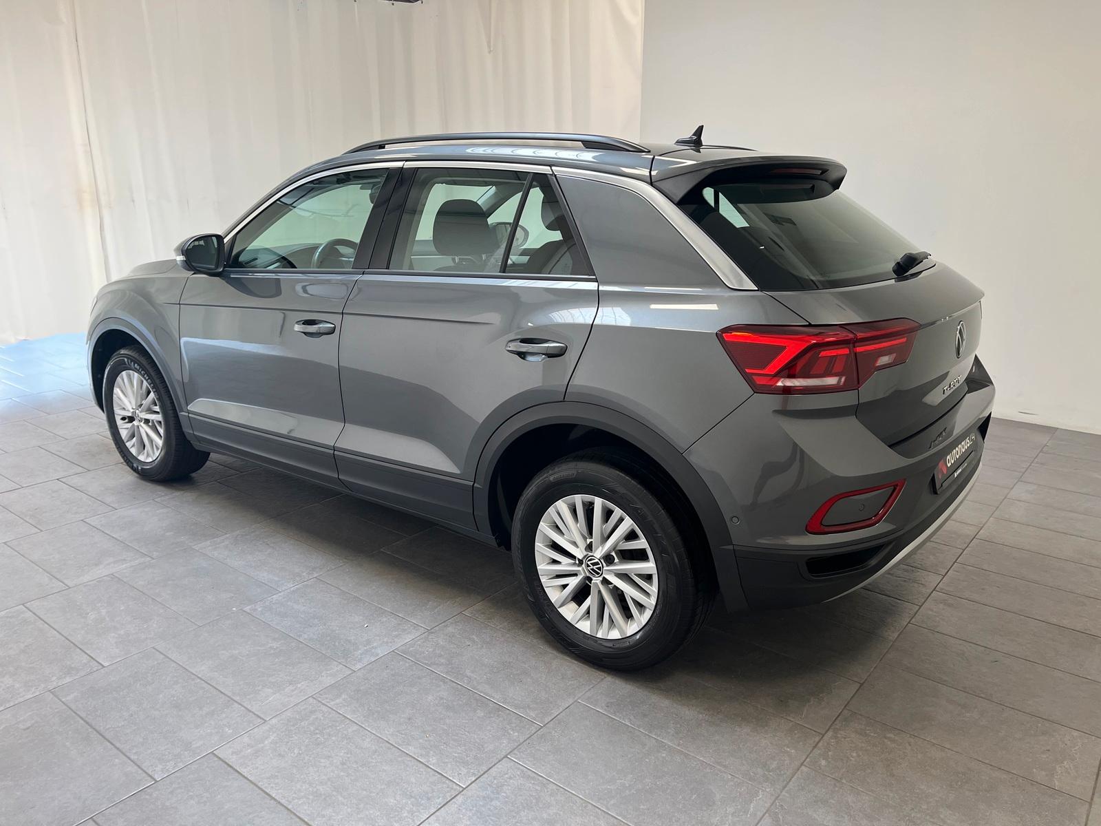 Volkswagen T-Roc 2.0 TDI Life Navi CAM LED Sitzhzg., миниатюра 4
