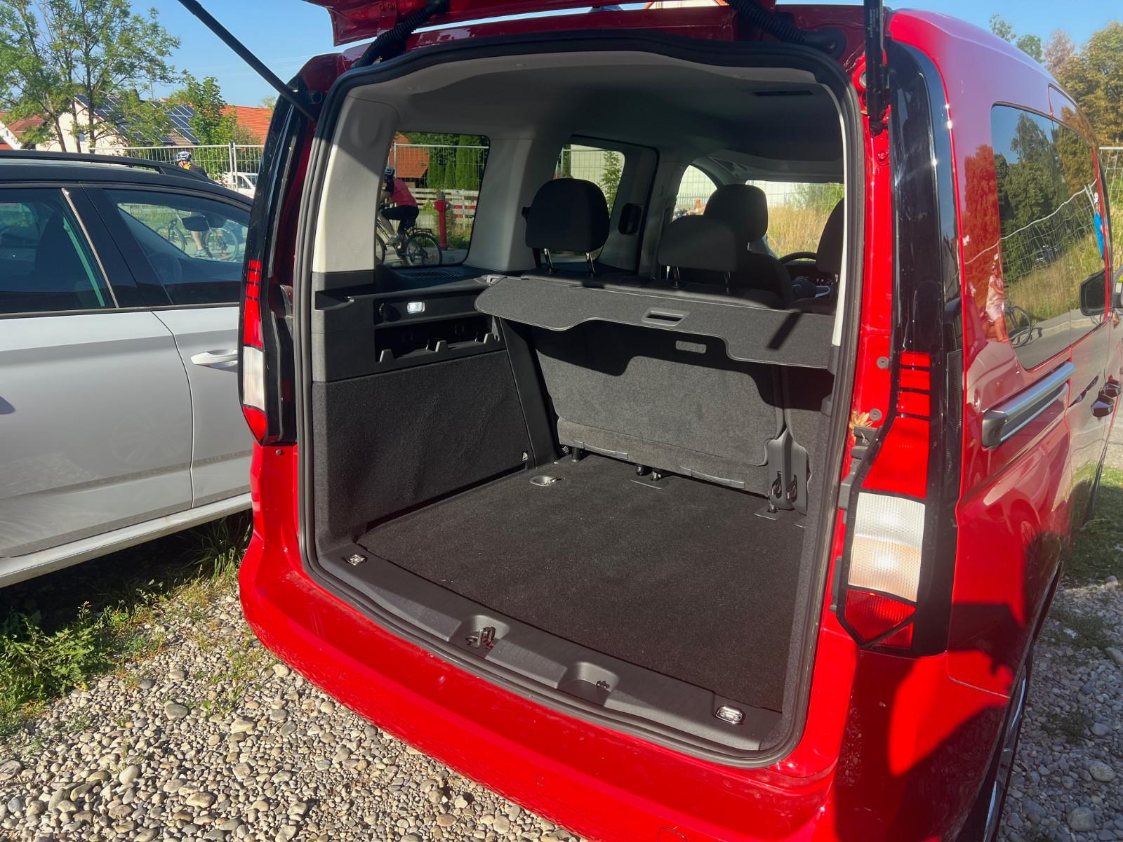 Volkswagen Caddy 1,5TSI Sitzheizung Kamera App 5J. Garantie