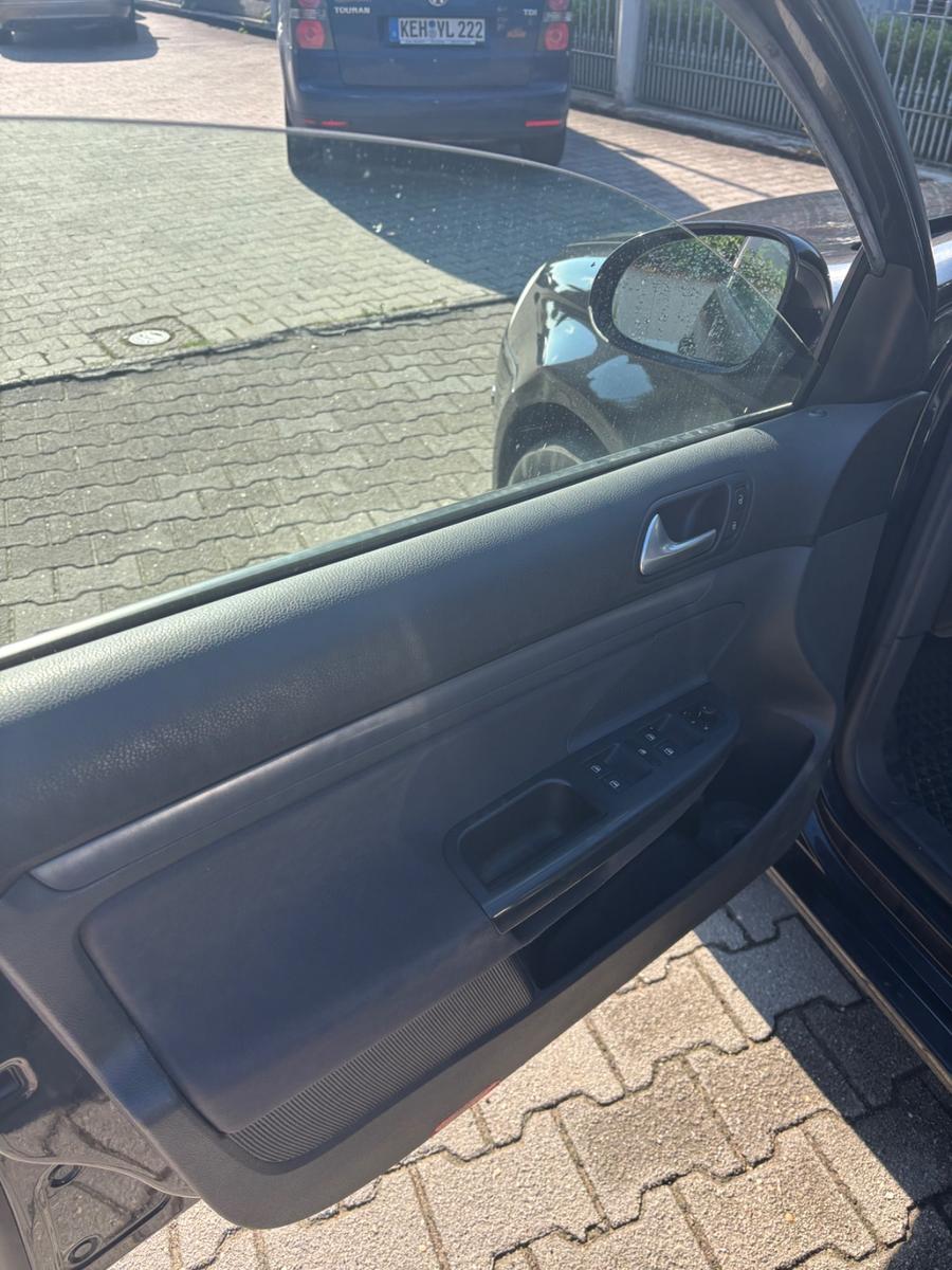 Volkswagen Golf 2008 — photo 14
