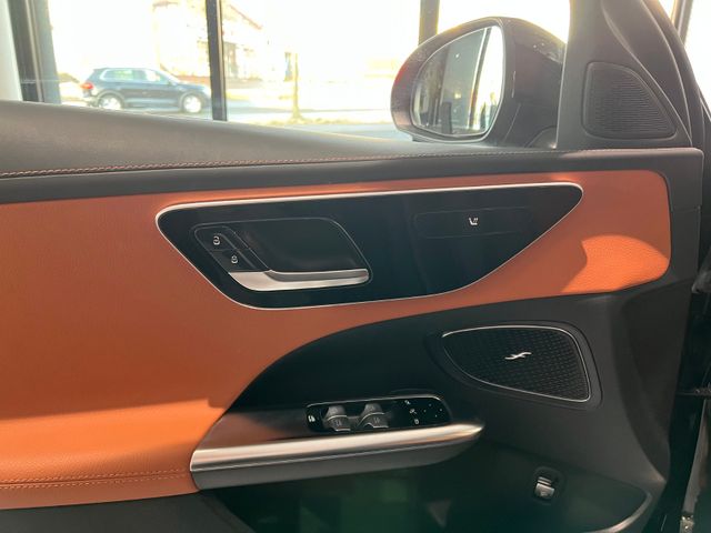 Fahrzeugabbildung Mercedes-Benz C 300 d T-Modell AMG-Line/Head-up/AHK/360°