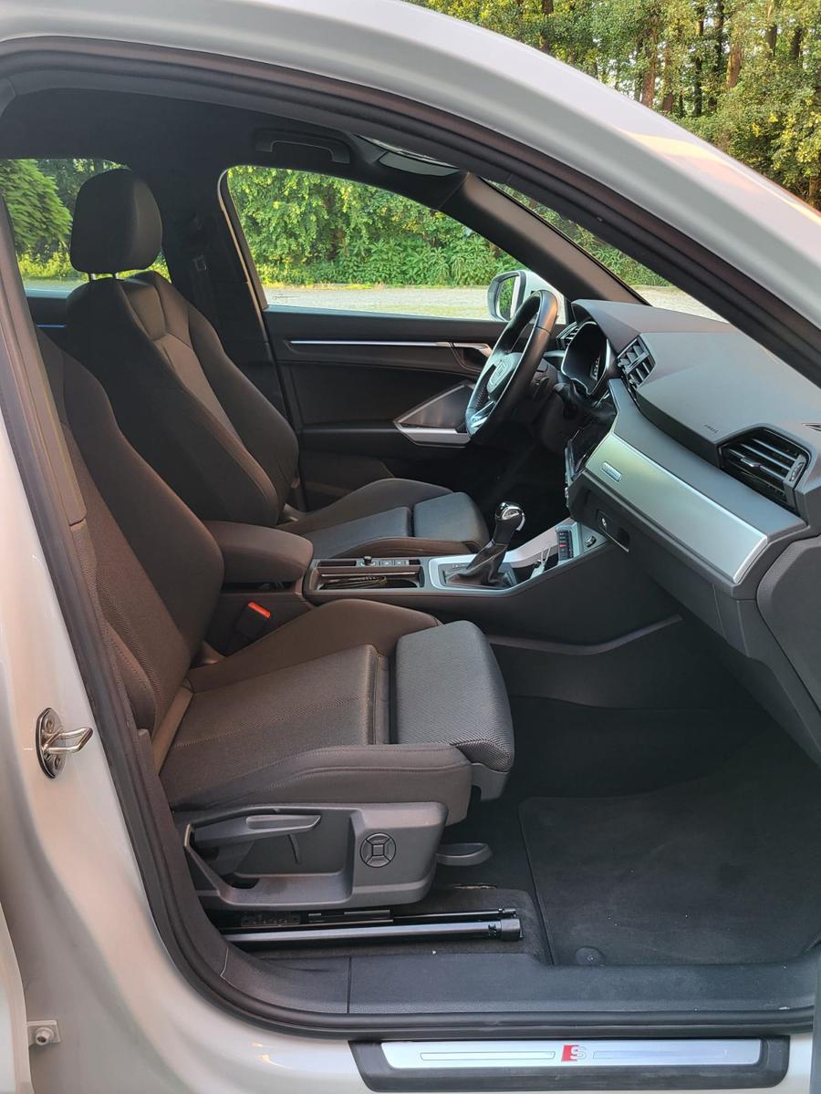 Audi Q3 35 TFSI S line