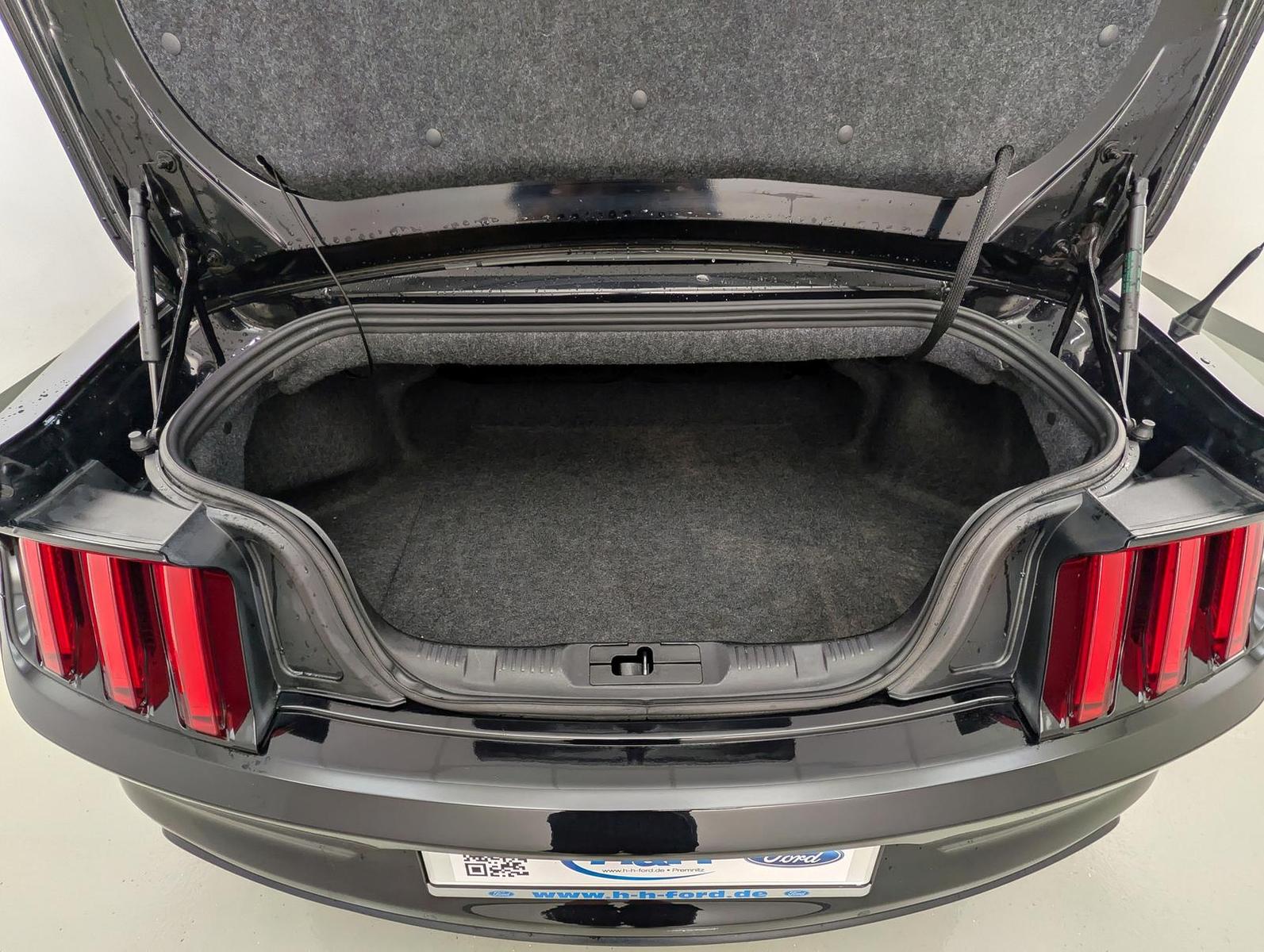 Ford Mustang 2.3 EcoB Aut Convertible SitzKlima+Kam