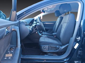 Volkswagen Passat Variant - 11