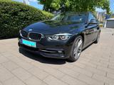 BMW 320i Touring M Sport Pano - BMW 3er Reihe Gebrauchtwagen in Köln