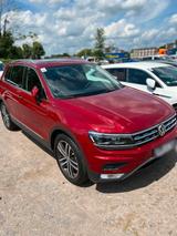 Andere Volkswagen Tiguan 2.0 Benzin - Andere in Essen