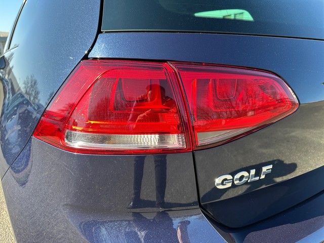 Fahrzeugabbildung Volkswagen Golf VII 1.2TSI "Cup" PARKLENK+SITZHZG+KLIMAAUT+