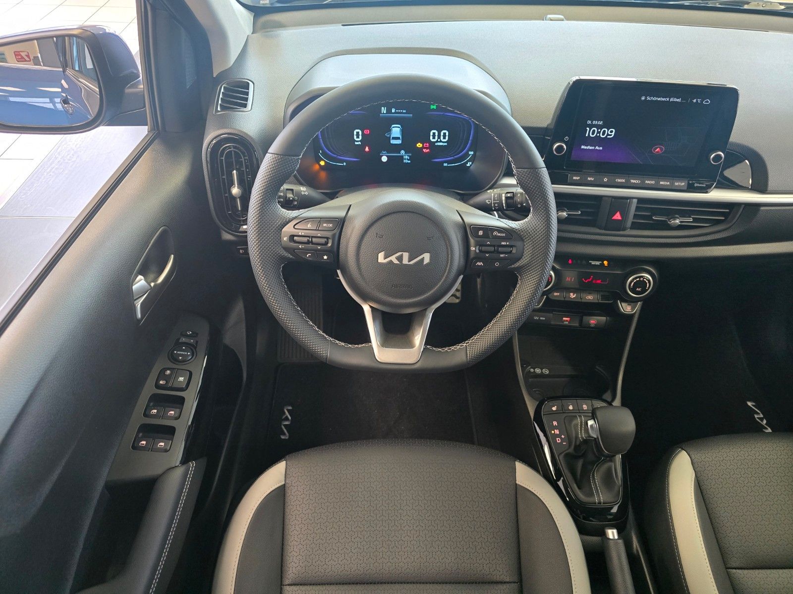 Fahrzeugabbildung Kia PICANTO PE2 1.0 GDI AMT GT-LINE