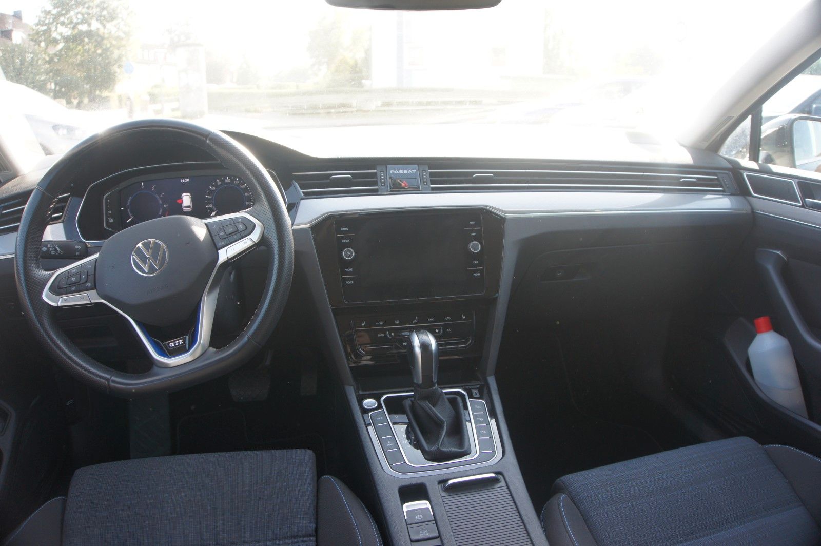 Fahrzeugabbildung Volkswagen Passat Variant GTE AHK LED NAVI