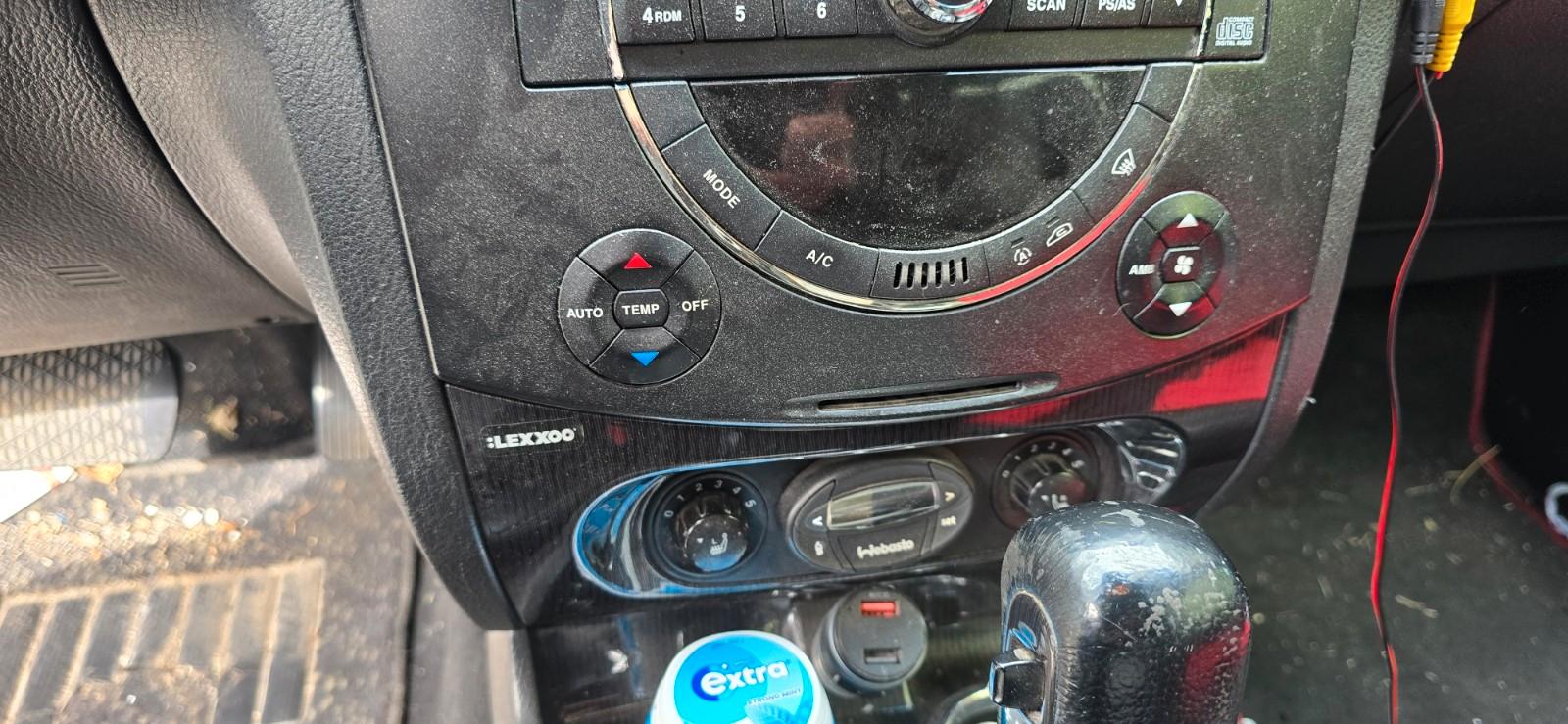 SsangYong Rexton 2007 — interior
