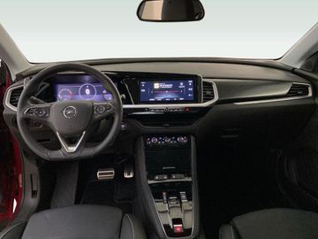 Fotografie des Opel Grandland (X) Grandland 1.2 DI Automatik Elegance