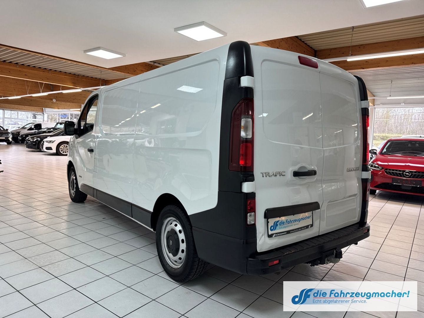 Fahrzeugabbildung Renault Trafic Kasten L2H1 2,9t Komfort AHK PDC *EXPORT