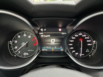 Alfa Romeo Stelvio 2.9 V6 Bi-turbo Quadrifoglio Q4 ACC,Navi