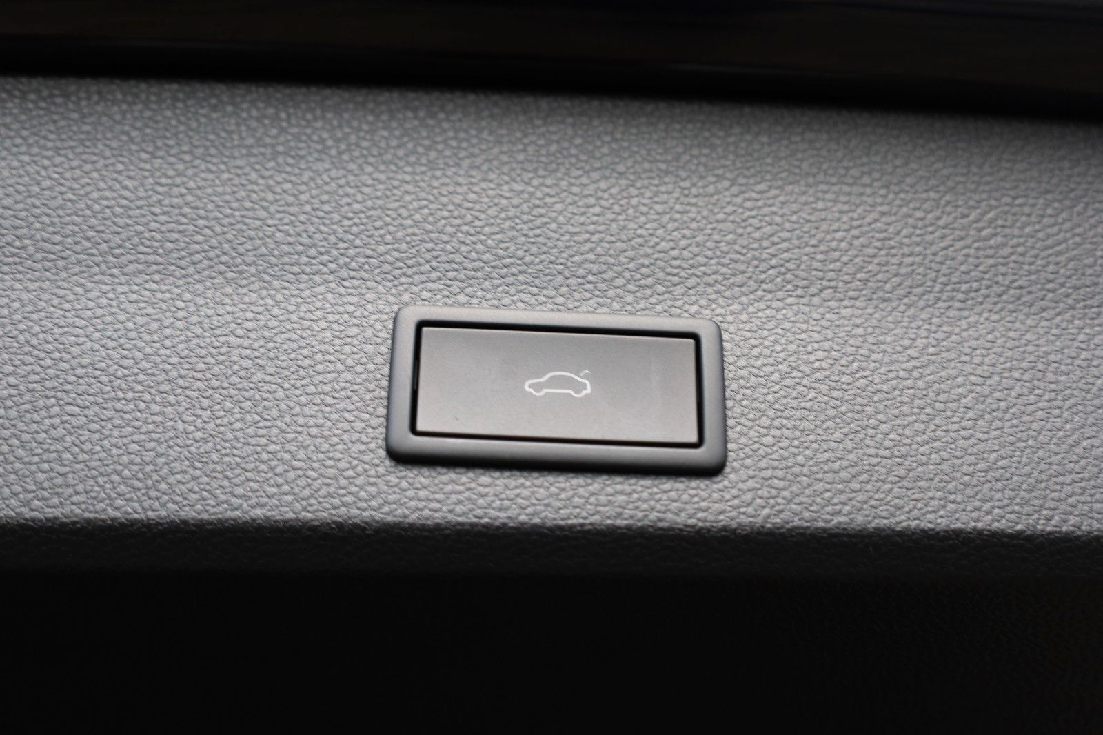 Fahrzeugabbildung CUPRA Ateca VZ 4Drive 2,0 TSI 7-Gang DSG*NAVI