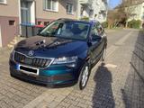 Skoda Karoq 1.6 TDI DSG Style (Lava Blau Metallic) - Skoda Karoq von privat