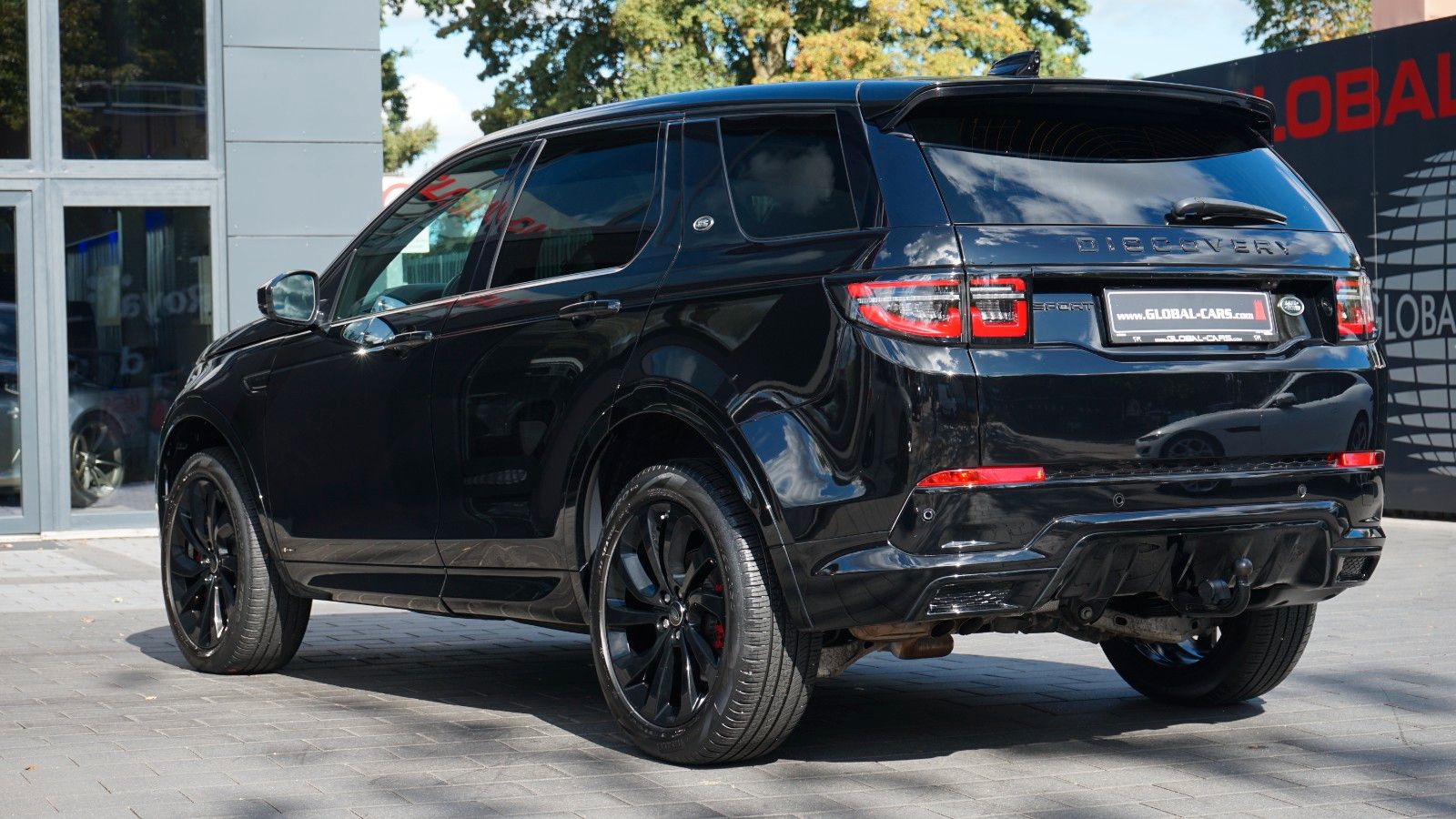 Land Rover DISCOVERY SPORT D180 R-DYNAMIC SE AWD PANO VIRT foto 2