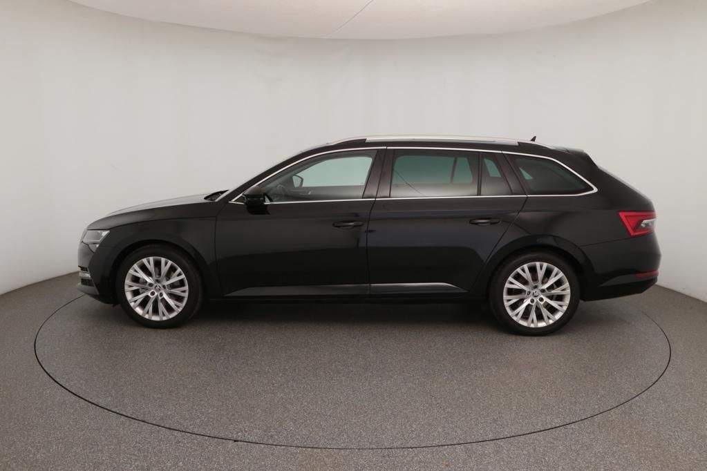 Skoda Superb iV Combi Style 1.4 TSI 160kW Pano*PDC*NAV