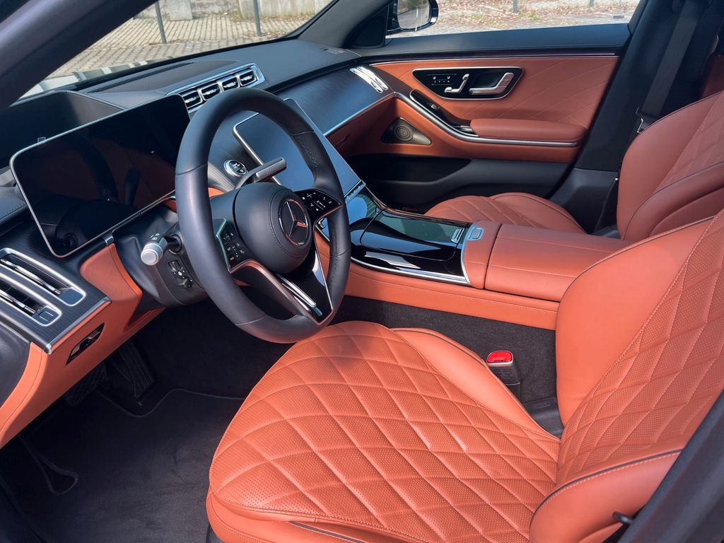MERCEDES-BENZ S-Class 2024