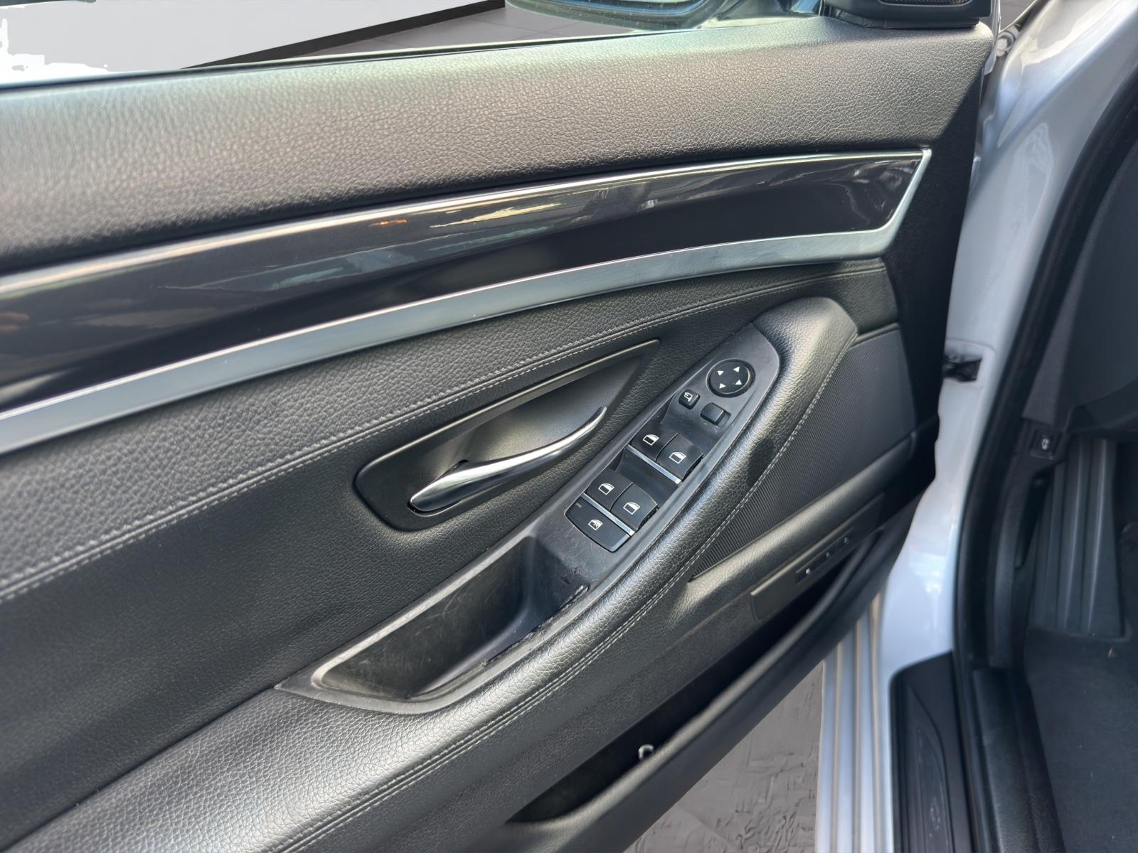 BMW 530 Touring Pano | hinterachslenk | Vollausstatt