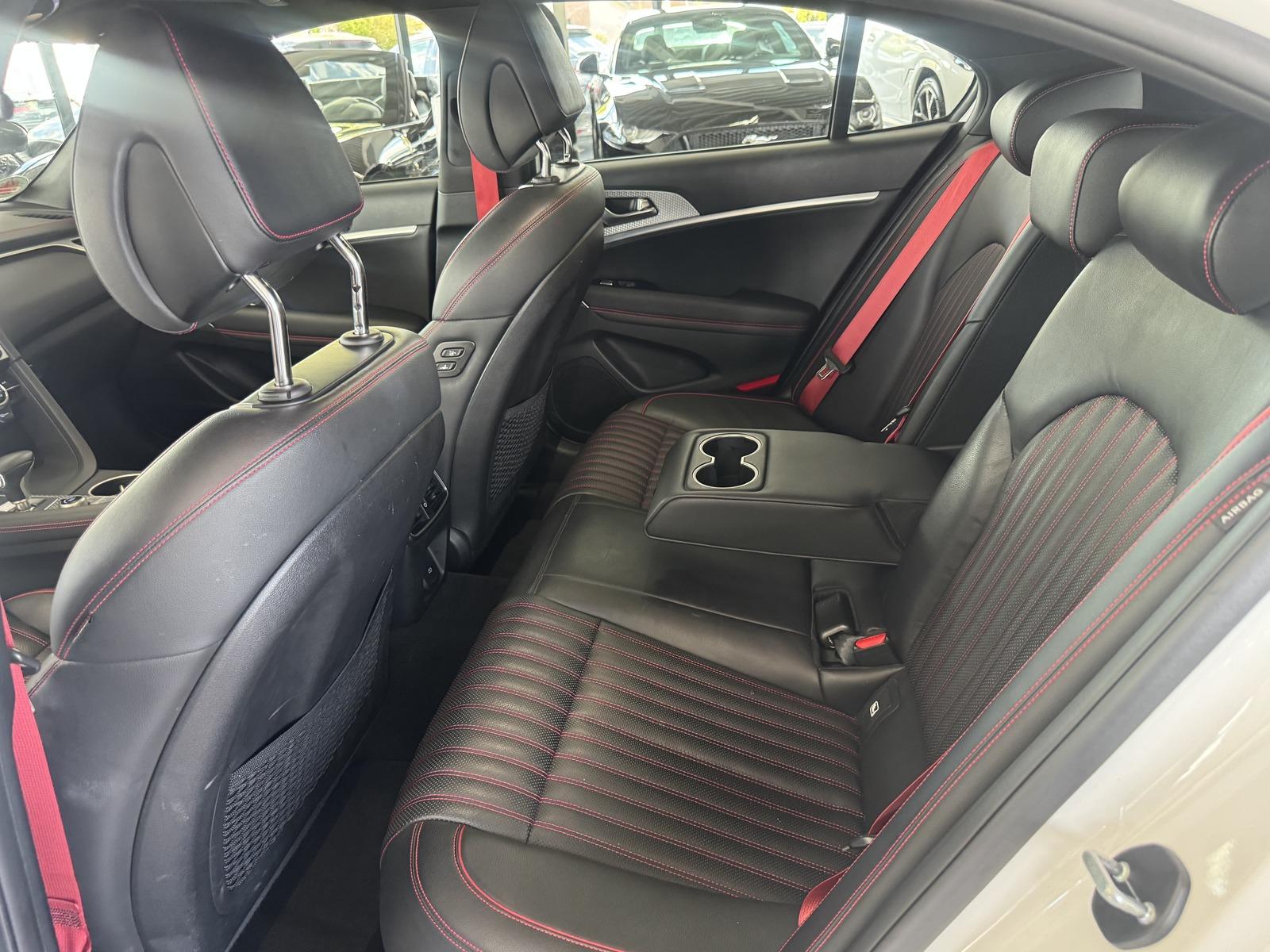 Genesis G70 Shooting Brake Sport Head UP+Leder+Navi+360