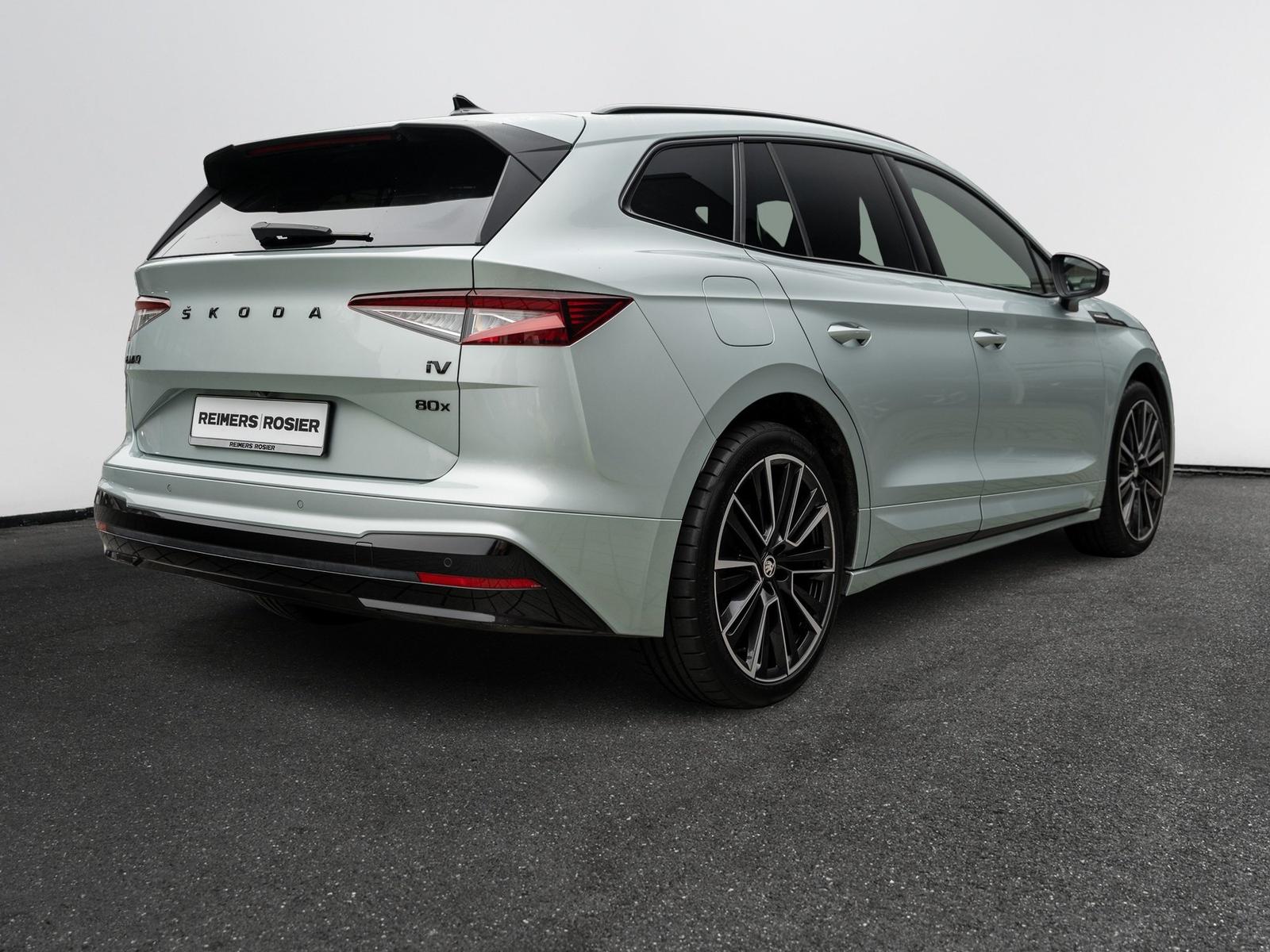 Skoda ENYAQ iV 80x DCC AHK Leder Navi W-Pumpe el.Heck