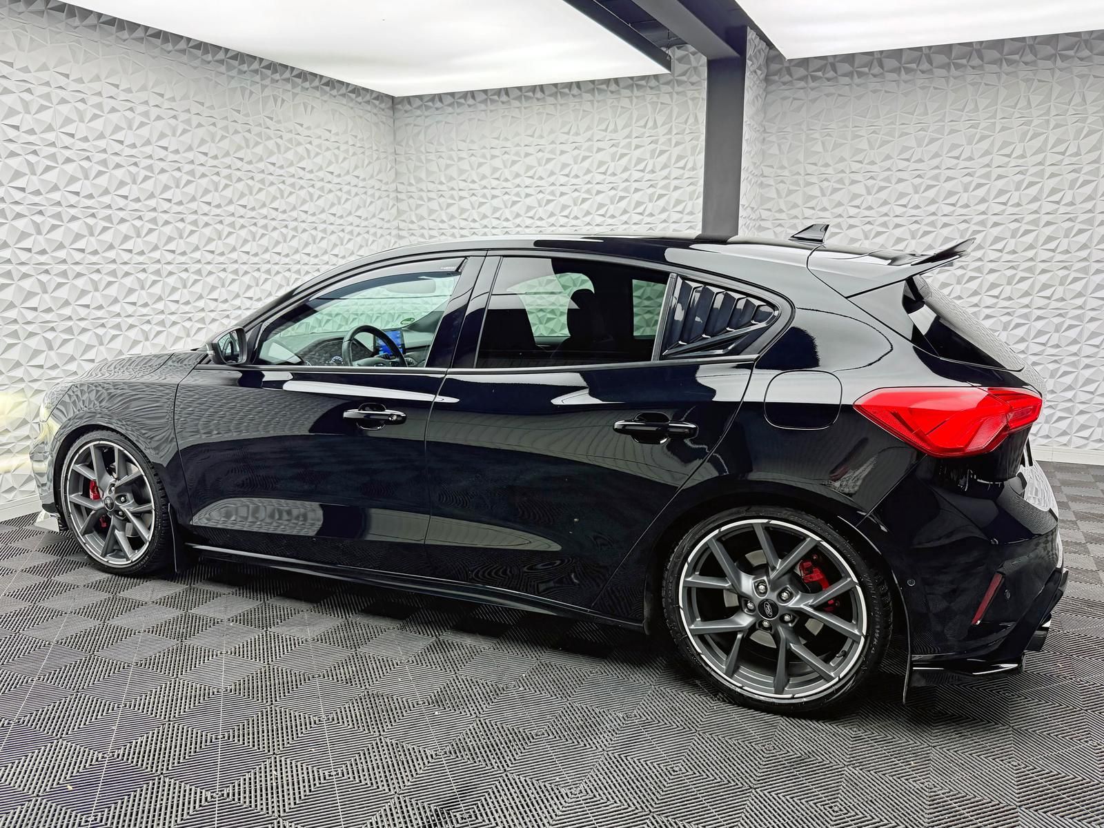 Fahrzeugabbildung Ford FOCUS ST PERFORMANCE/MAXTON/BULLX-MOTORSPORT/B&O