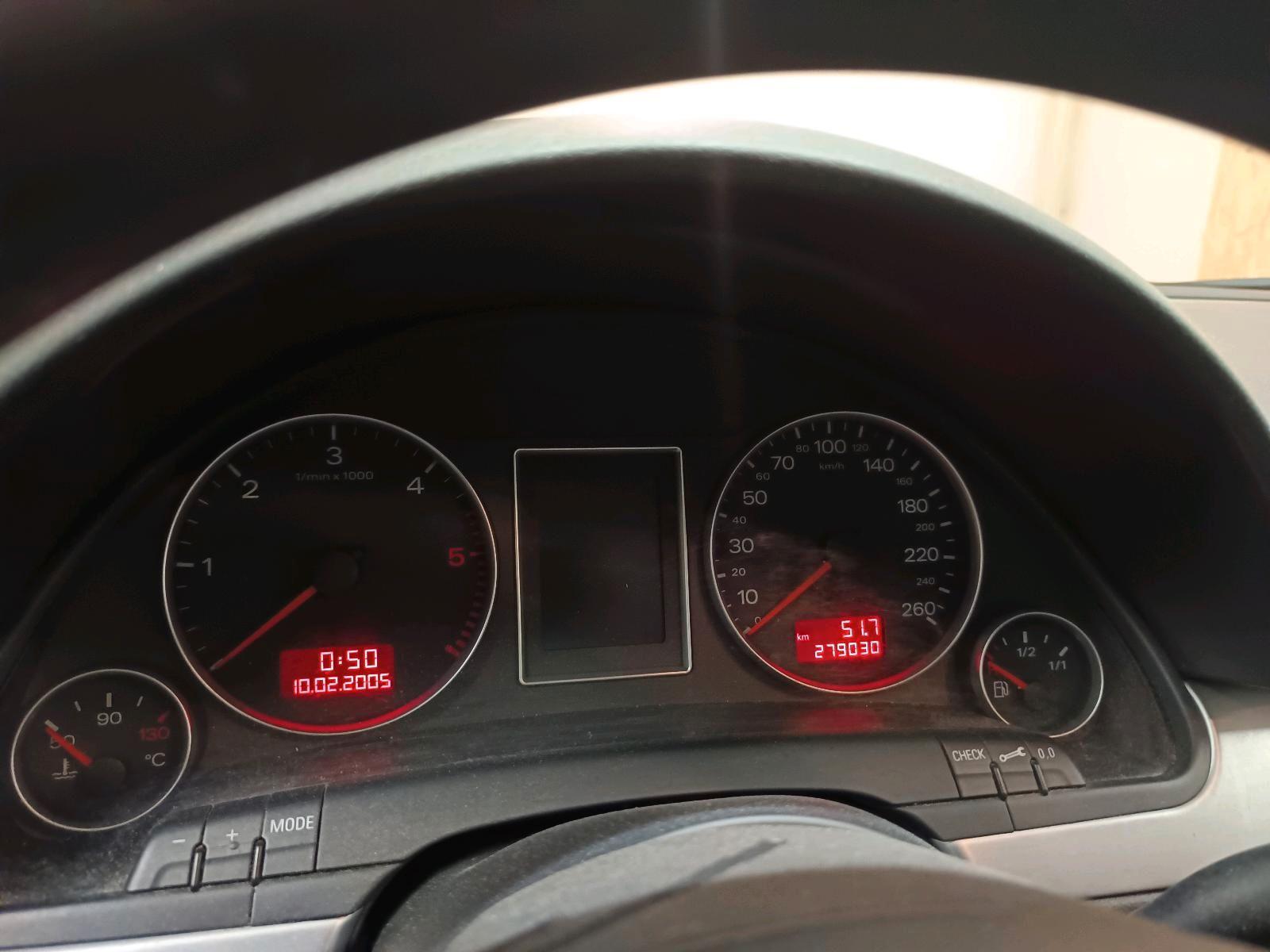 Audi A4 2006 — photo 5