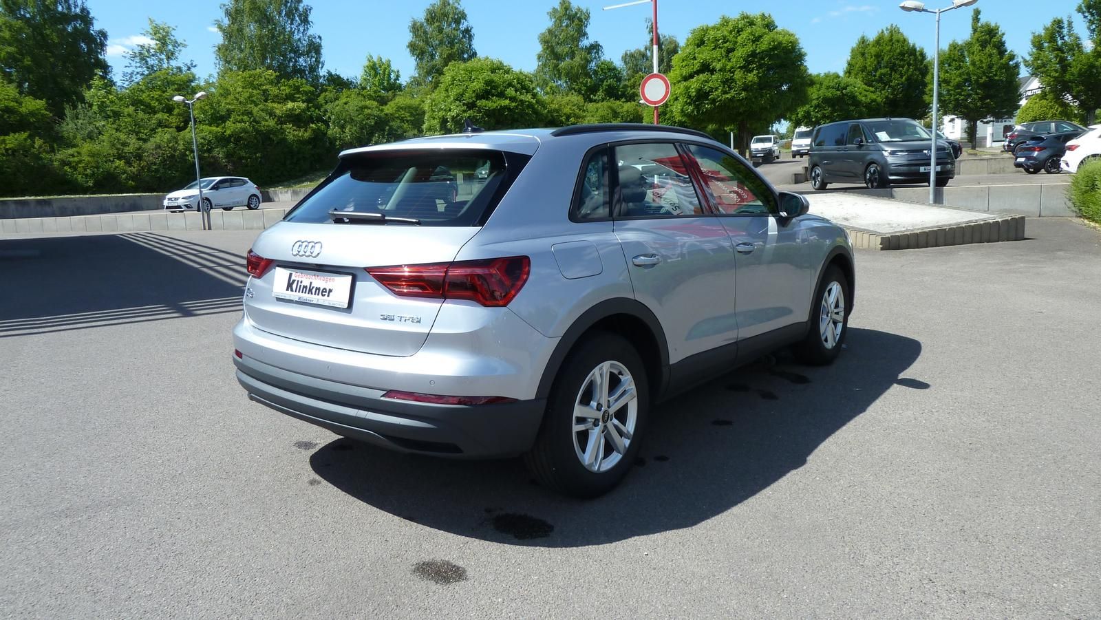 Audi Q3 S-TRONIC/LED/NAVI/SHZ/KAMERA/2-Z KLIMA foto 4