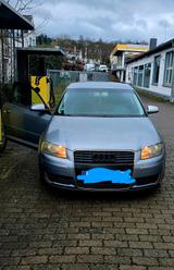 Audi A 3   1.6 - gebrauchte Audi A3 aus dem Jahr 2003