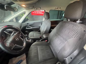 Opel Zafira - 8