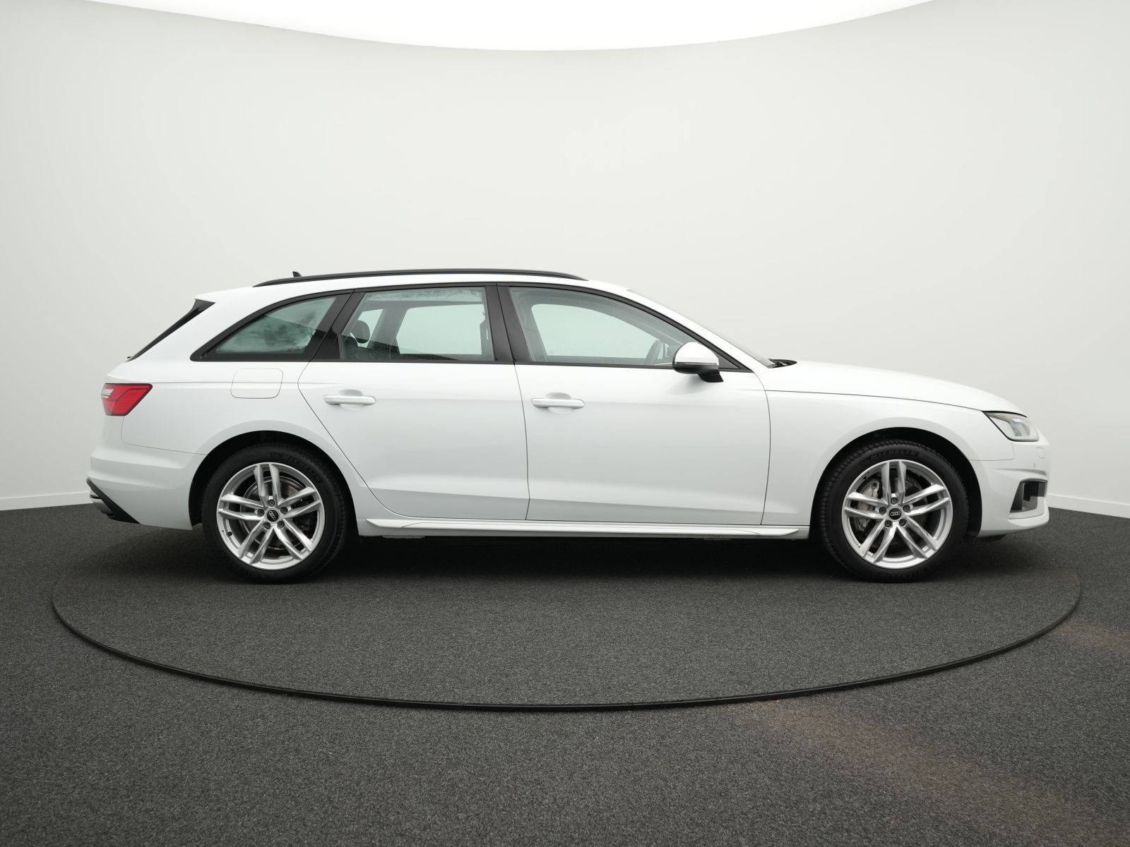 Audi A4 - Bild 12