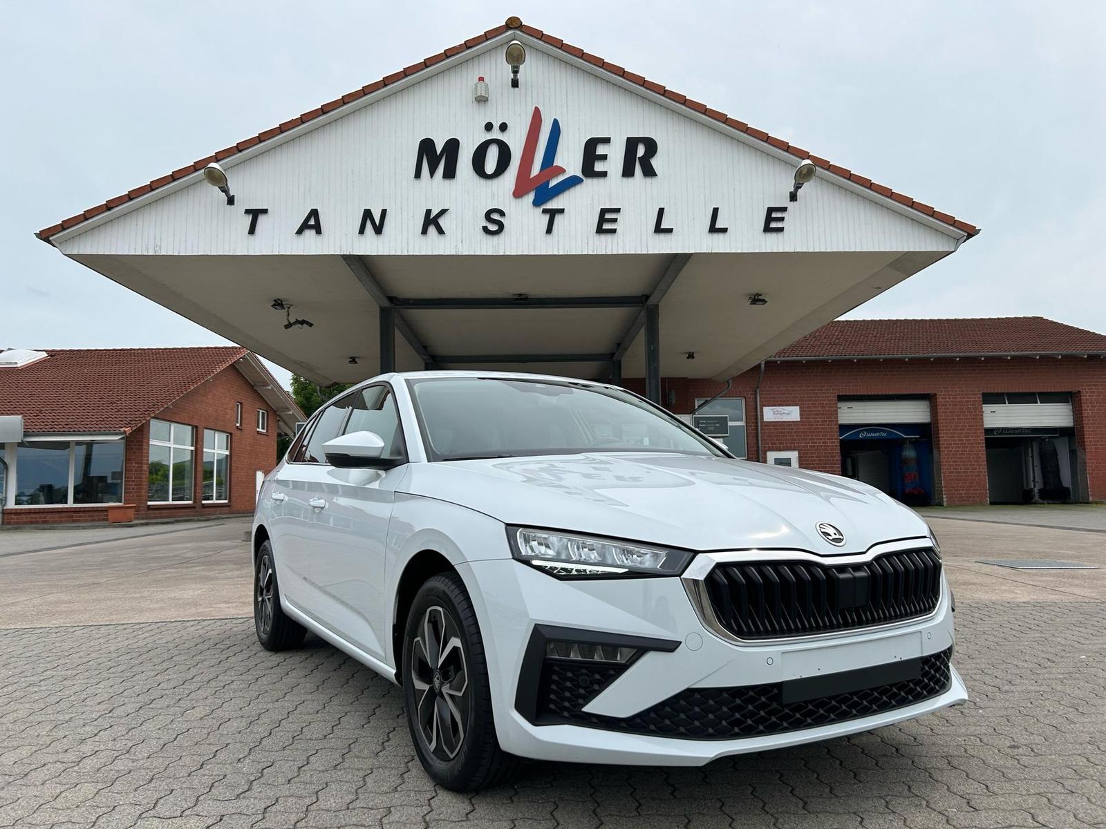 Skoda Scala Selection 1.0 TSI DSG / Rückfahrkamera