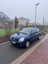 Renault Clio 1.2 | sparsam | perfekt für S... - Renault Clio aus 2004: 1.2