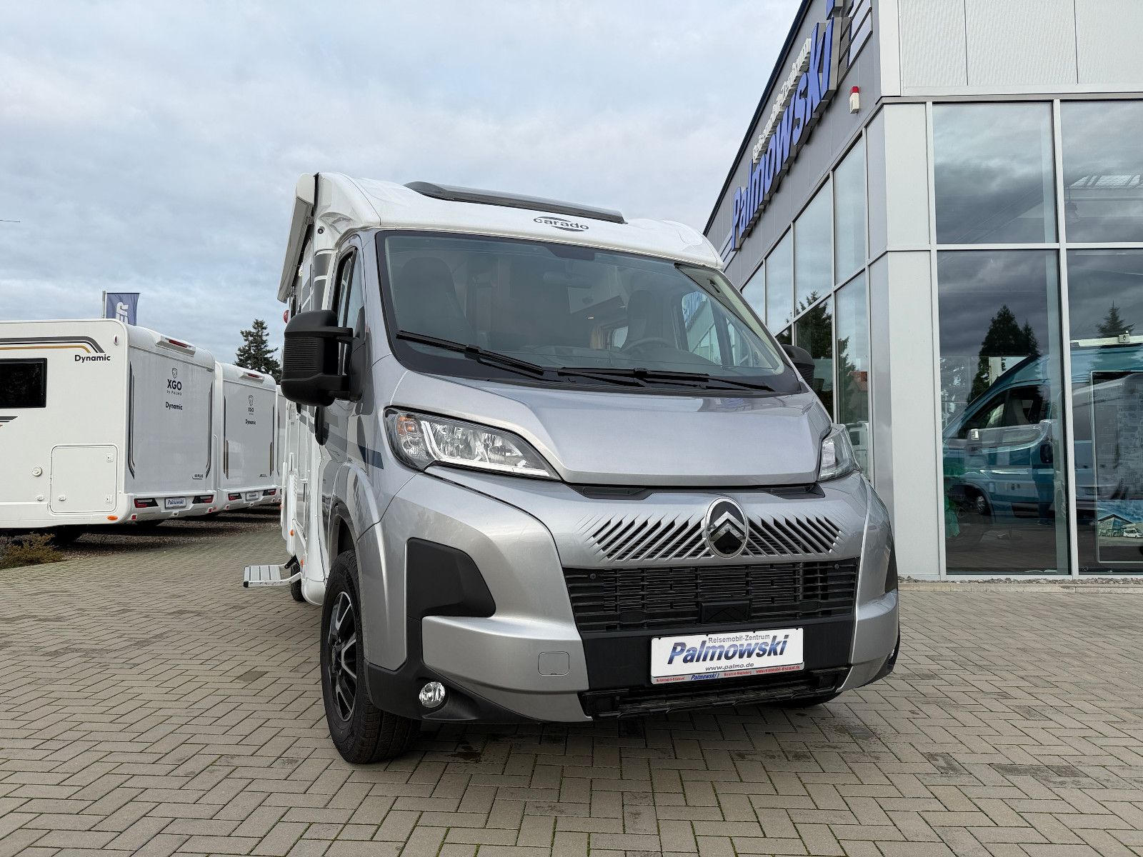 Fahrzeugabbildung Carado V-132 pro+ 7.822 € SPAREN !