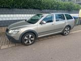 Skoda Octavia 2.0 TDI 4x4 Scout Combi Scout - Skoda Octavia aus 2011: Scout