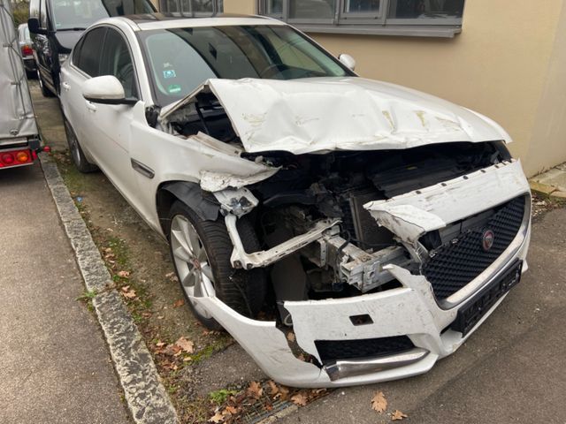 Jaguar XF 20d 180PS Prestige Airbag OK